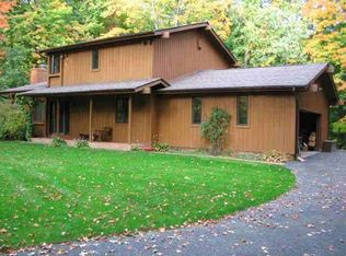 17091 Creighton Dr, Chagrin Falls, OH