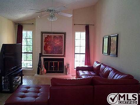 4th image of 1200 Quail Valley Ln Unit 224