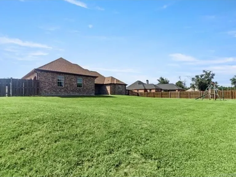 3665 E Cabella Rd — Photo 20