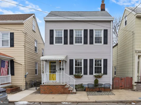 511 Prince St, Bordentown, NJ 08505