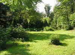 98 Beacon St, Marblehead, MA 01945