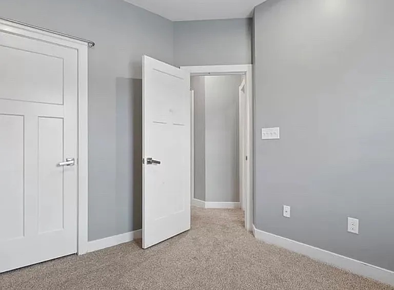 902 Avast Way — Photo 29