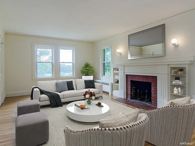 303 Mill St #303 — Photo 1
