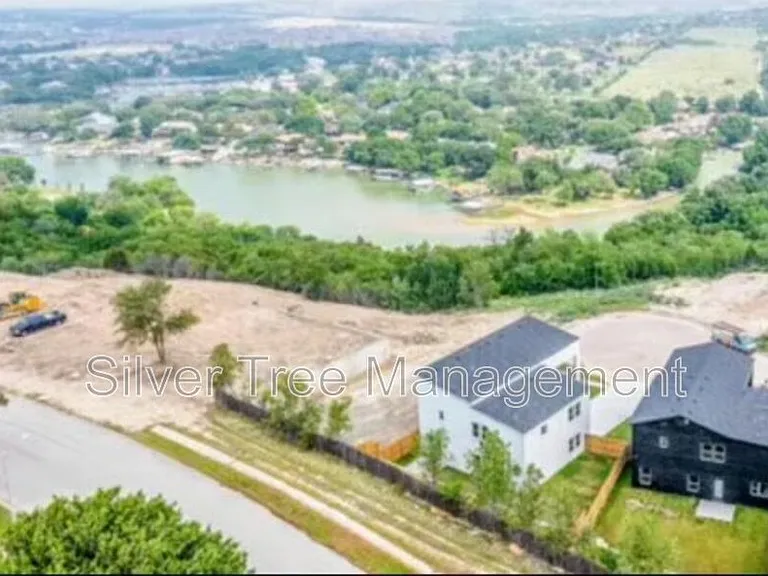 9073 Quarry Hill Ct — Photo 15