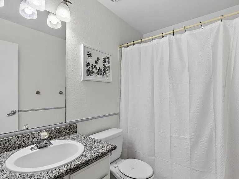 20828 N 21st Ave — Photo 4