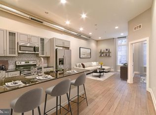 135 N 3rd St APT 2C, Philadelphia, PA 19106