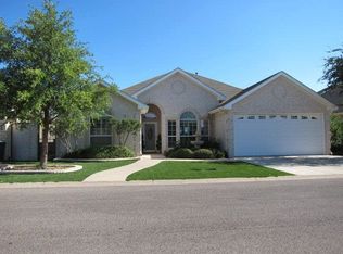 16 Kahala Dr, Odessa, TX 79762