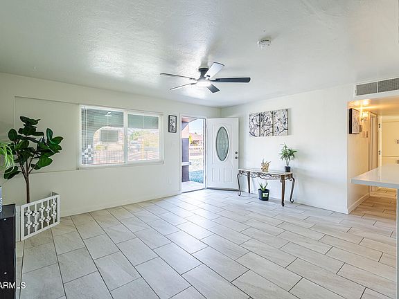 5th image of 3349 W CAMBRIDGE Avenue