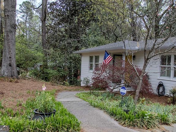 3rd image of 849 Bobbin Mill Rd