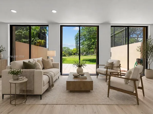 3737 Alcantara Ave #D-81, Doral, FL 33178