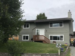 9001 Shaun Landing Cir, Anchorage, AK 99502