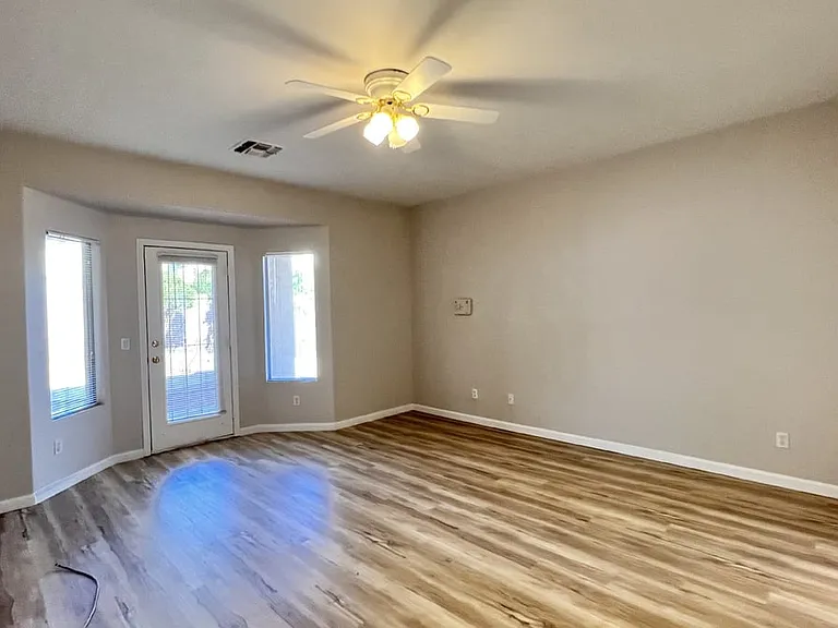 495 N Bluejay Dr — Photo 39