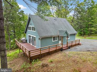 393 Palmer Rd, Basye, VA 22810