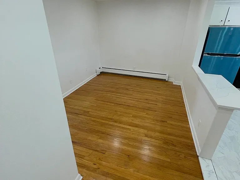 307 New York Ave #2 — Photo 7