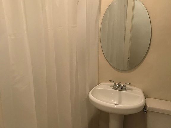 5th image of 3441 W 2nd St APT 224