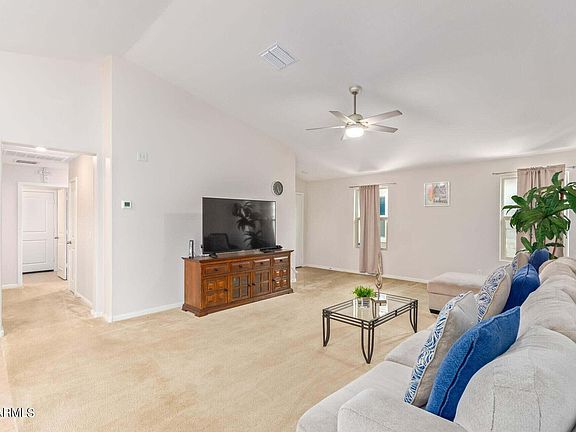 5th image of 763 W KINGMAN Drive