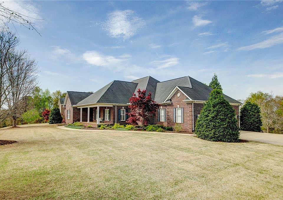 118 Reserve Dr, Piedmont, SC 29673 | Zillow