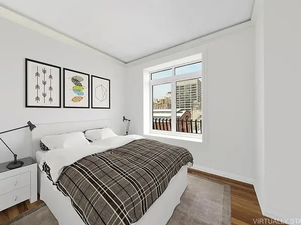 132 East 65th Street image 5 of 13