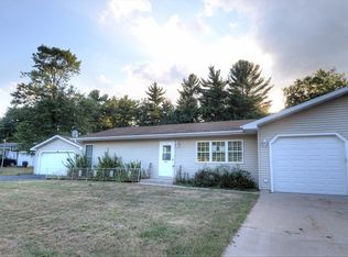 403 Quincy St, Friendship, WI 53934