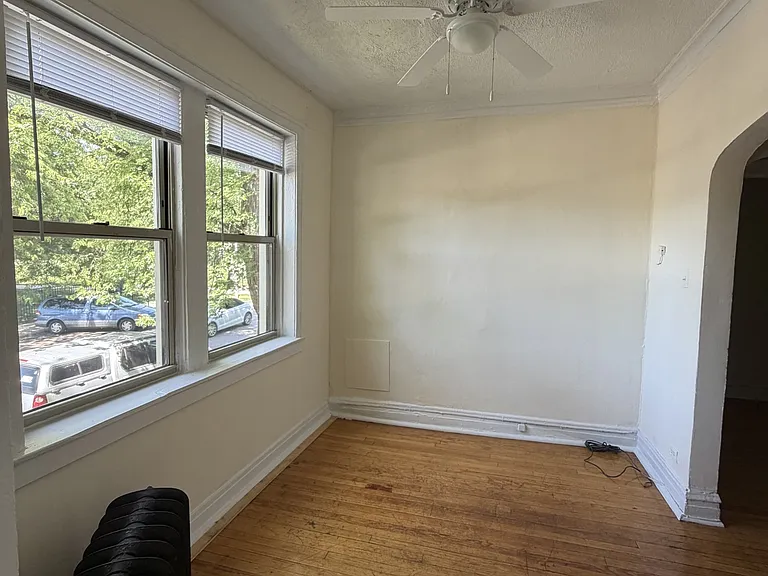 4955 N Whipple St #1E — Photo 7