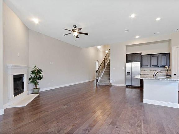 4th image of 4708 Wallace St