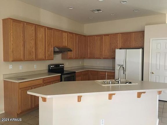 2nd image of 7983 W Tonopah Dr