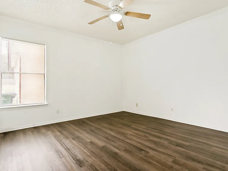 14442 Woods Hole Dr — Photo 14