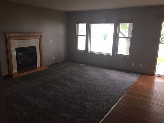5th image of 4304 N 147th St