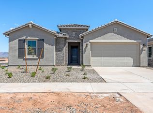870 W Flatiron Trl, Apache Junction, AZ 85120