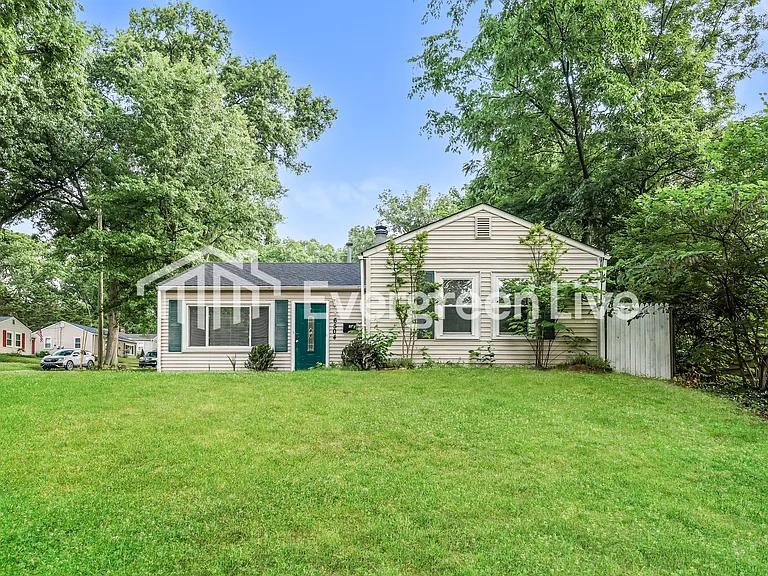 6504 Coffey St — Photo 1