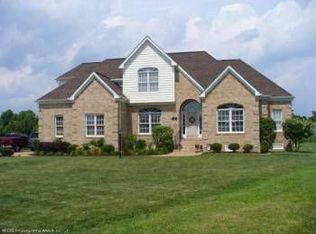 8 Blueberry Hl, Hampton, VA 23669