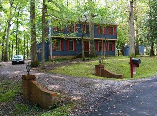 10517 Melissa Mill Rd, North Chesterfield, VA 23236