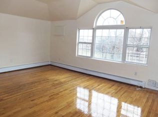 35 McClancy Pl #2, Brooklyn, NY 11207