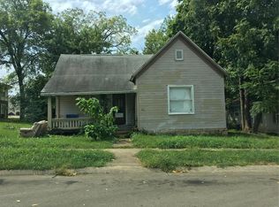 305 N Grant St, Desloge, MO 63601