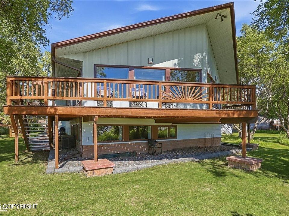 1st image of 1517 Toyon Way