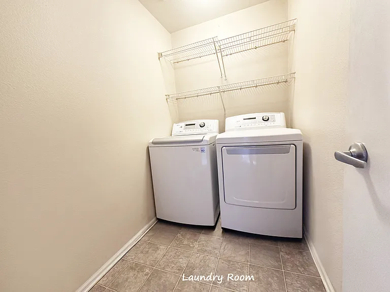 9009 Avondale Rd NE #B203 — Photo 14