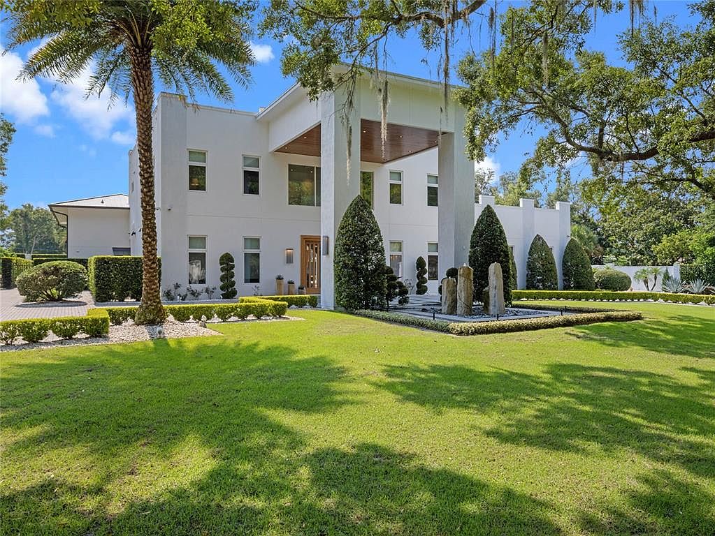 503 Sweetwater Club Cir