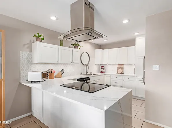 541 N LESUEUR Street, Mesa, AZ 85203