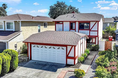 925 Brandon Way Photo 1