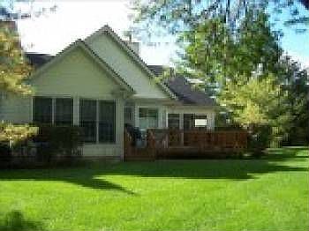 3rd image of 16930 Country Knoll Dr