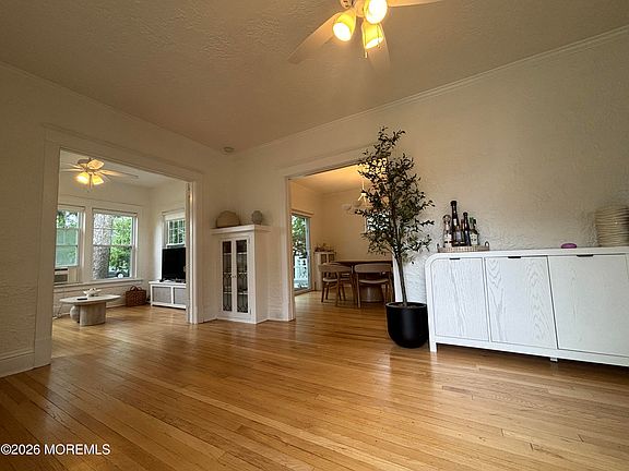 5th image of 219 Elberon Blvd