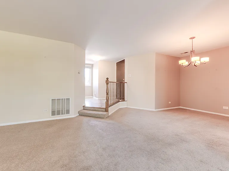 1652 Dover Ct #B — Photo 8