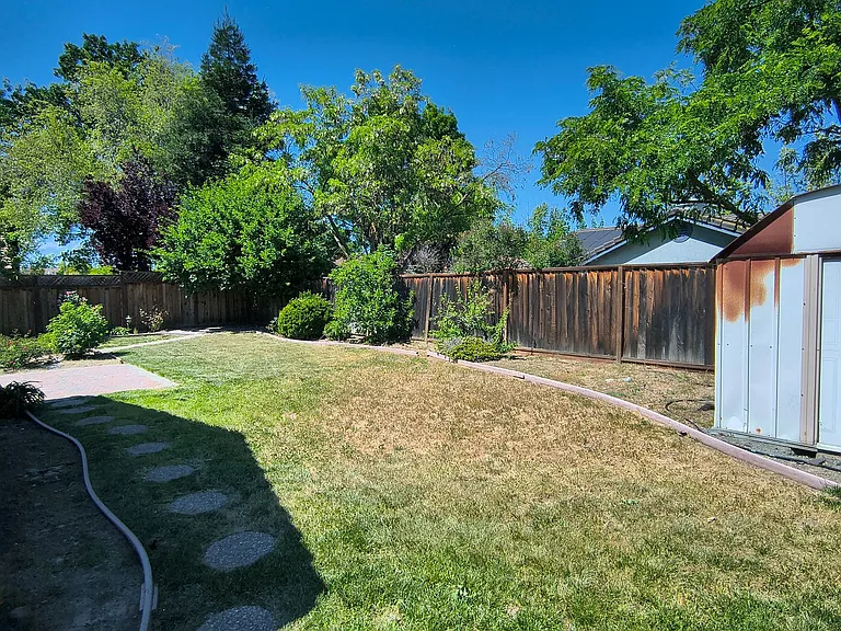 6968 Sunridge Dr — Photo 43