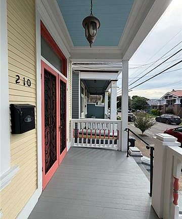 4th image of 210 S Murat St