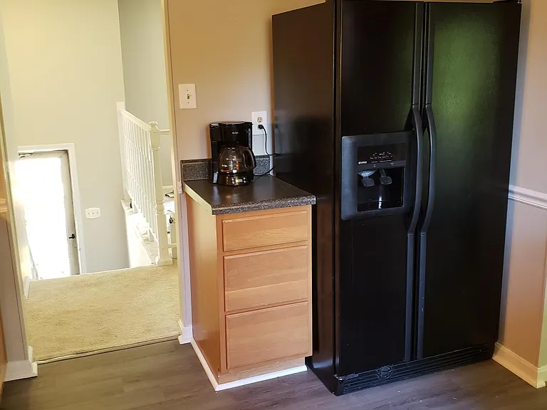 9406 Emmett Ct — Photo 5