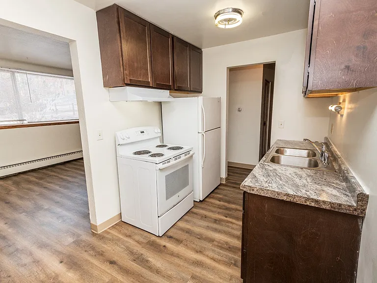 McCarron's View Apartments — Photo 10