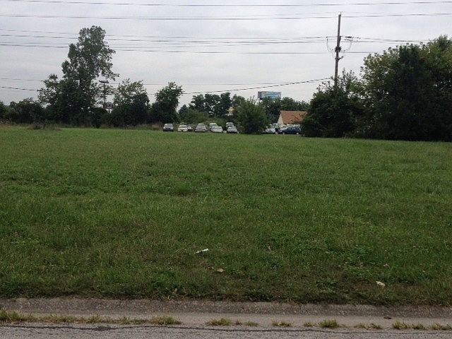 1st image of 4038 W 142nd St
