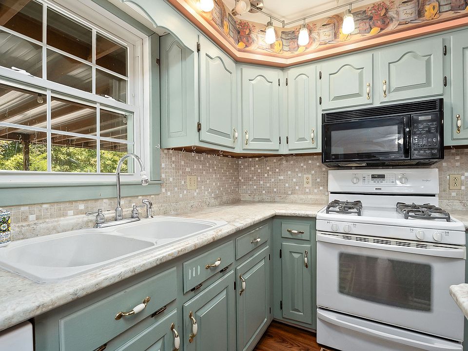 34th image of this home