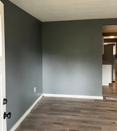1115 Curtis St — Photo 3