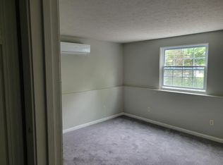 135 Beech St APT 2, Manchester, NH 03103